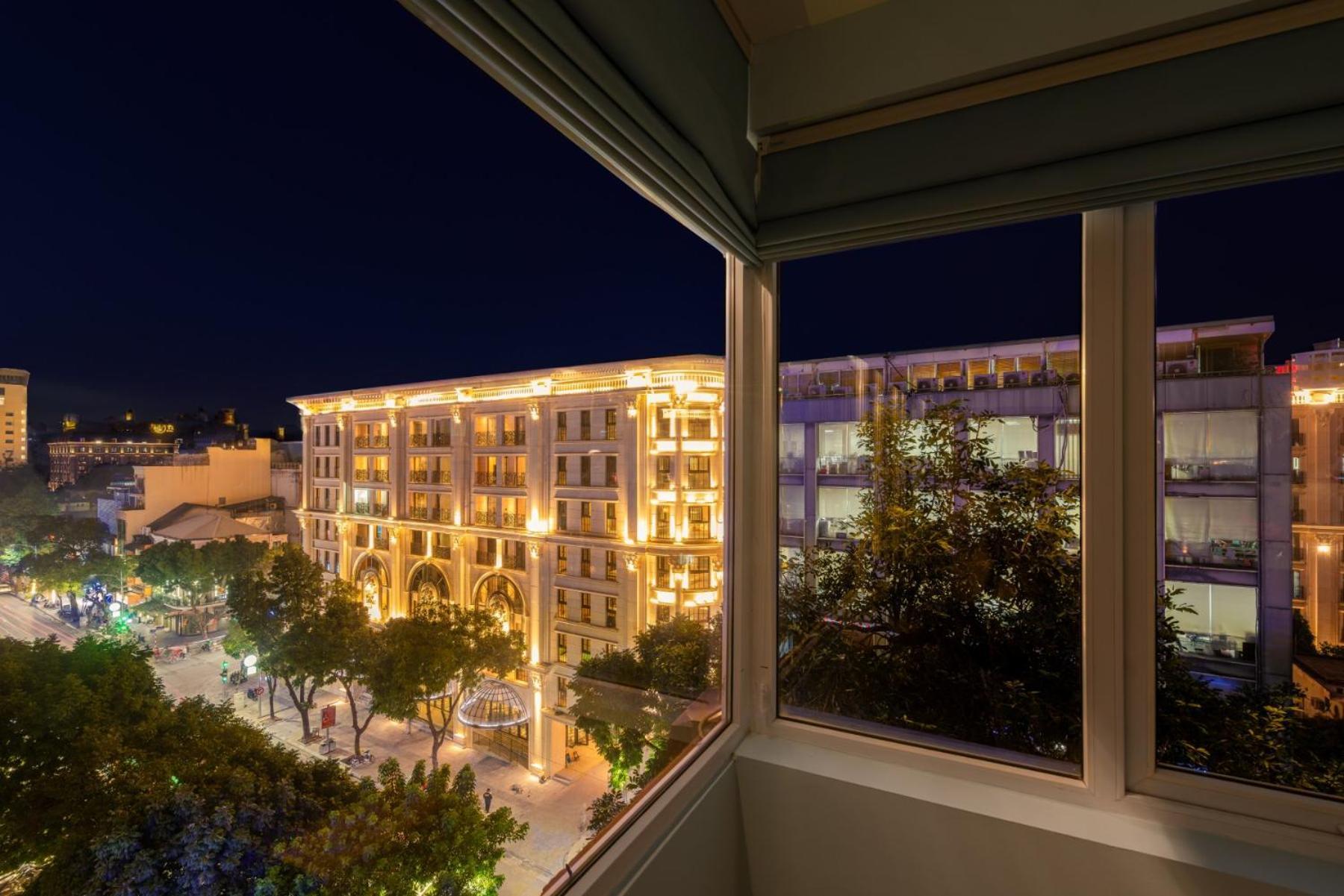M Village Hotel Ho Guom 河内 外观 照片